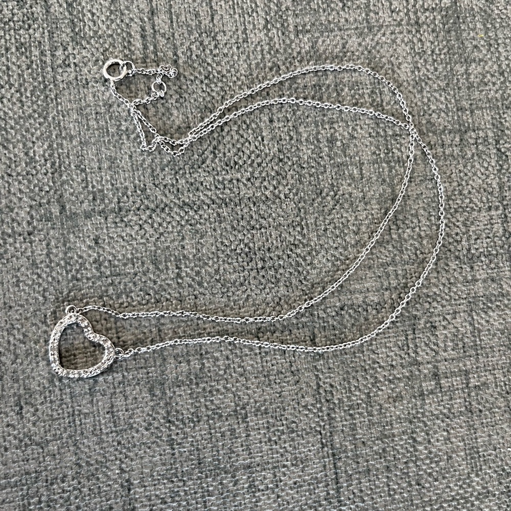 Silver heart necklace